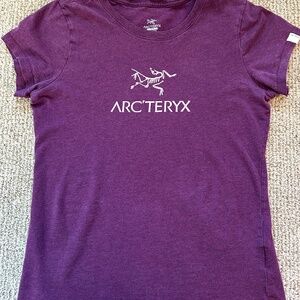 Arc’teryx t-shirt